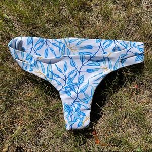 White Bikini Cheeky Bottoms, Size XS/S